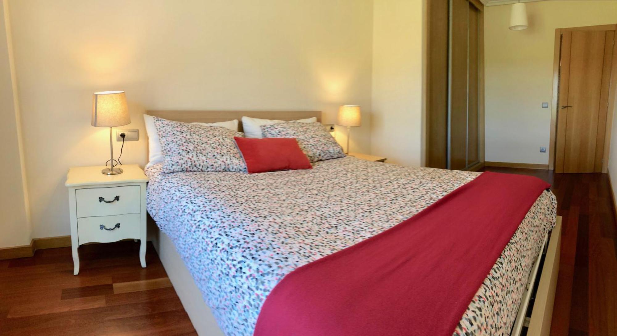 Apartamento Europa Jardin Oviedo Exterior foto